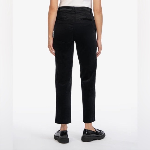 NWOT Kut from the Kloth Elizabeth High Rise Black
Velveteen Trouser - Picture 2 of 6